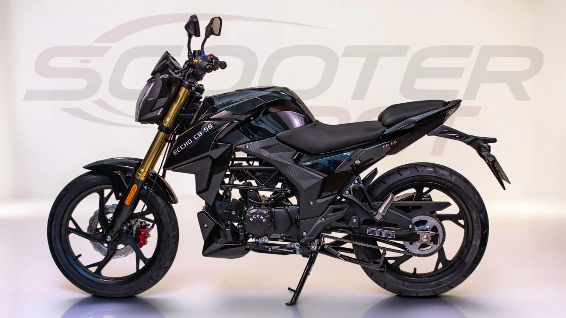ECCHO CB 50 BLACK 2027 – Moto 50cc basse, légère, et Full LED