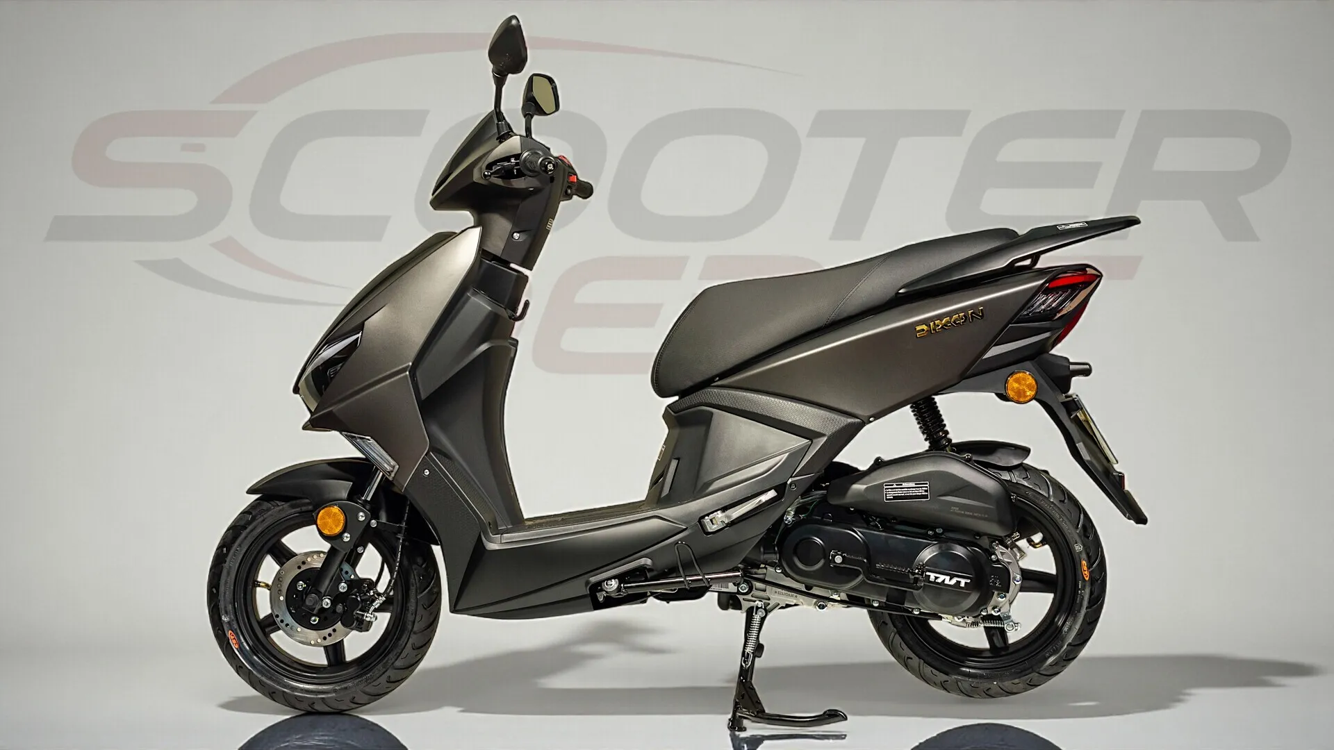 TNT DIXON 12 pouces Gris Mat-Scooter 50cc élégant et moderne