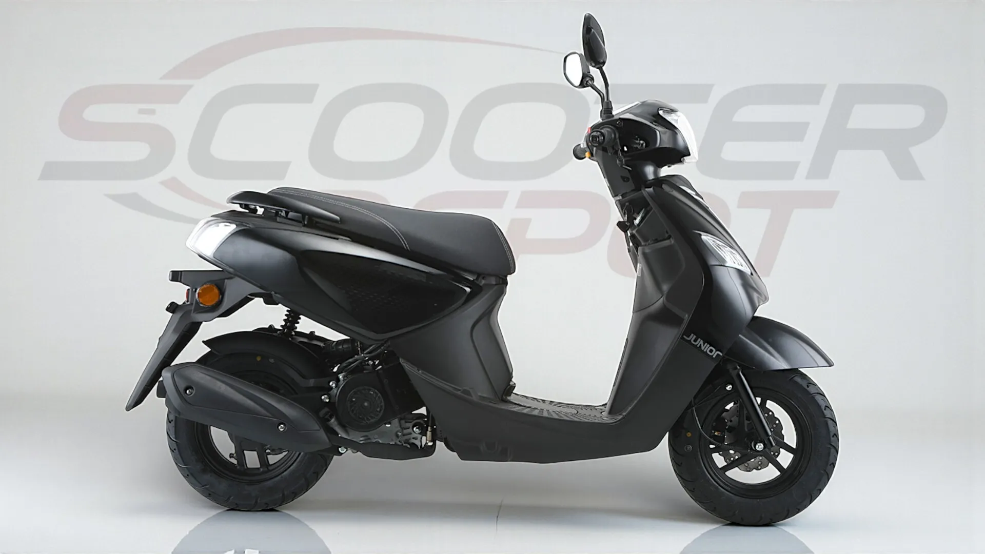 TNT JUNIOR 10 pouces noir – Scooter 50 pas cher et compact