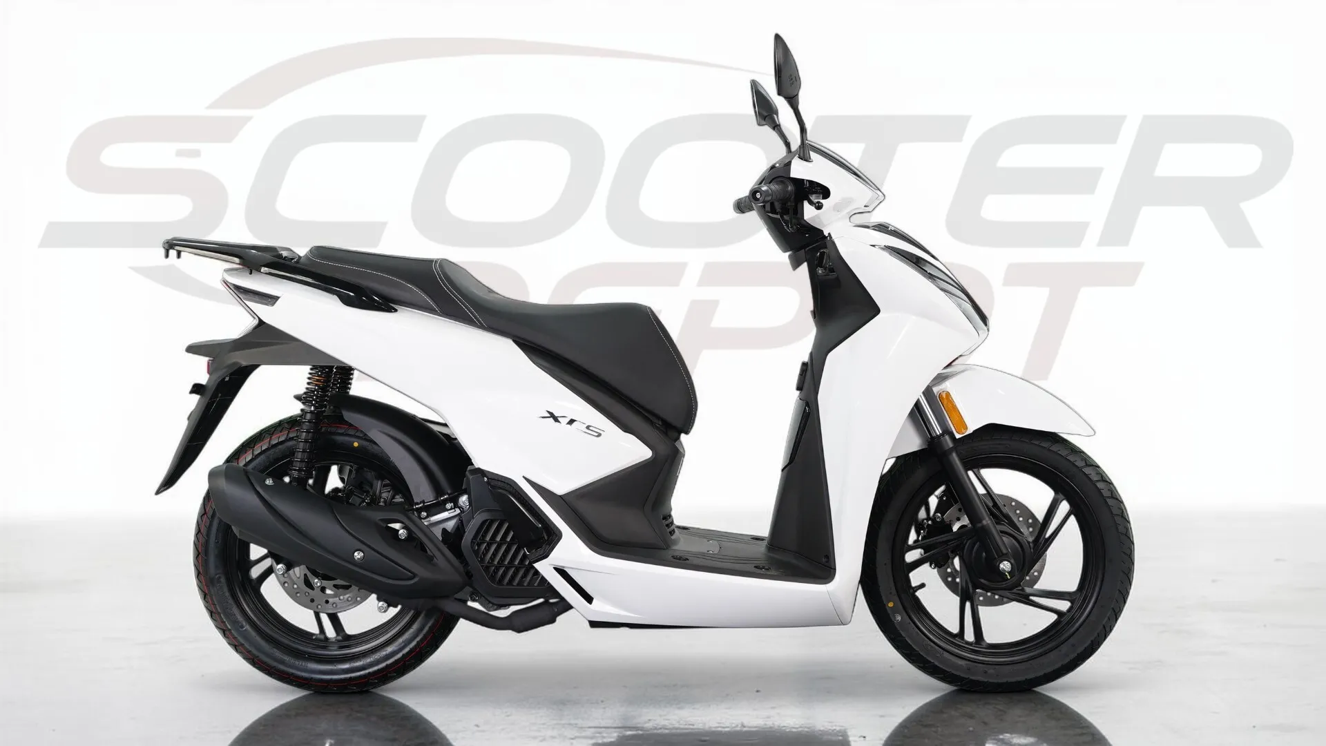 TNT MOTOR XCS 125 Blanc : Scooter Grandes Roues 16 pouces 