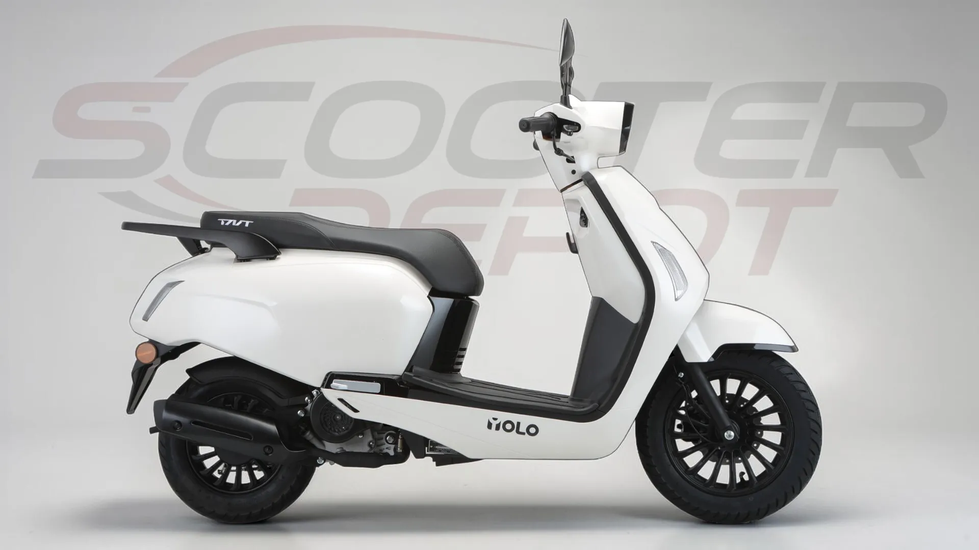 TNT MOTOR YOLO 50cc Blanc : Scooter Chic et Vintage Euro 5+