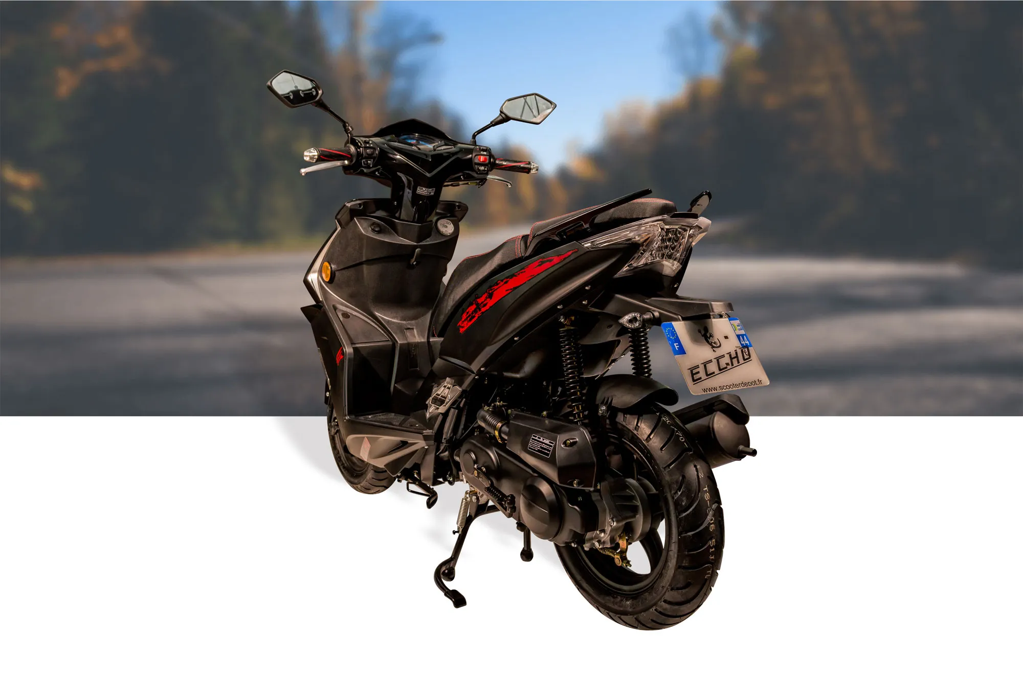 ECCHO FAST BLACK II – Le scooter 50 sportif au style racing