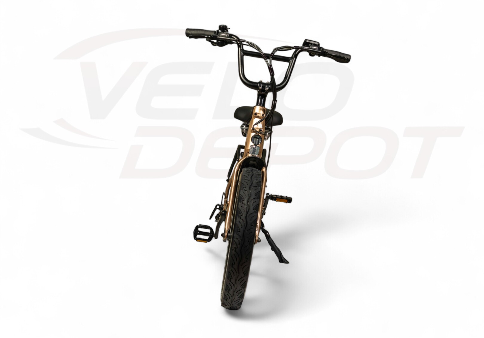 Vue 360° le vélo électrique fat bike BYKKI ESCAPADE champagne