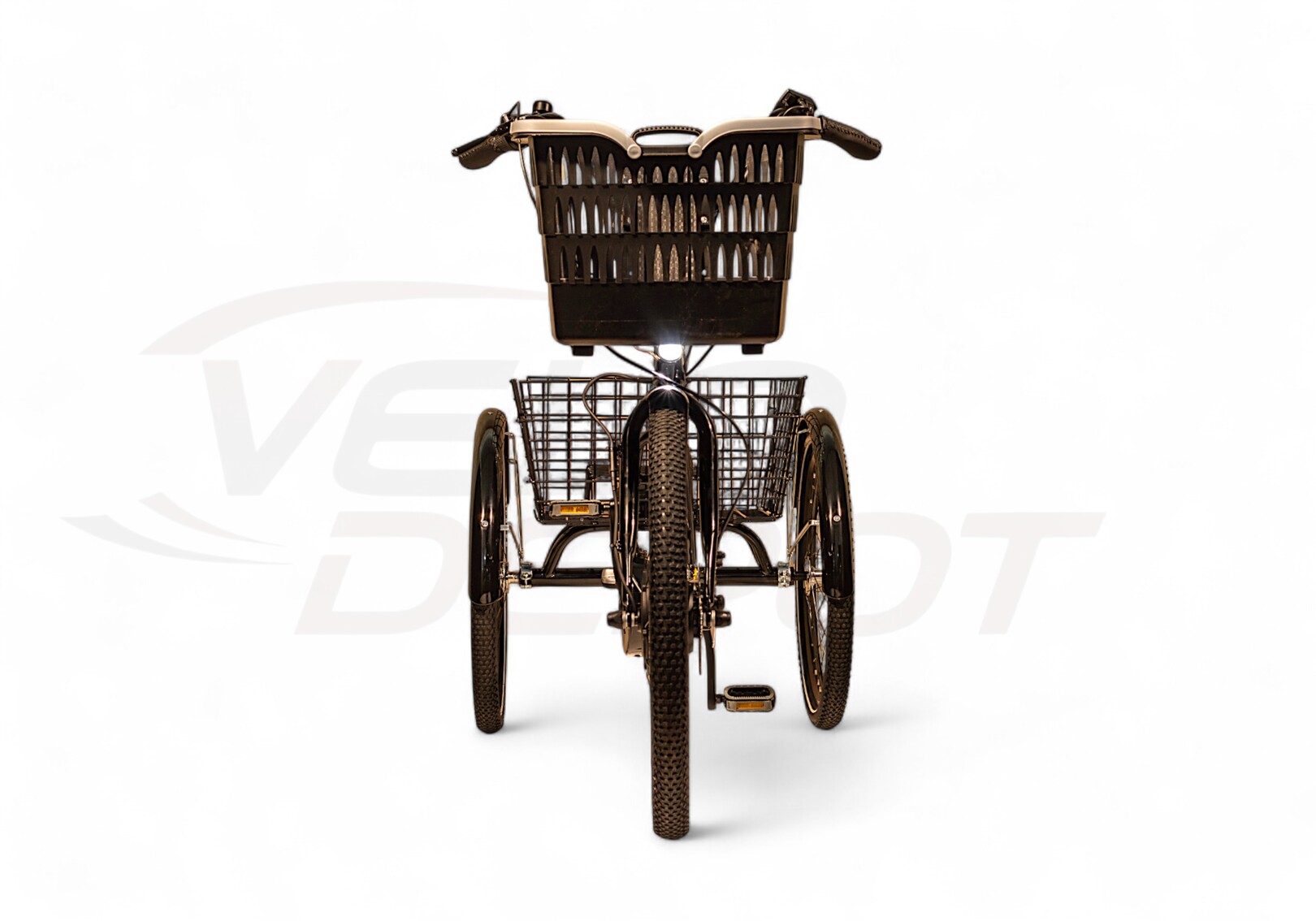 Vue 360° le tricycle électrique CITY LEADER FOX BORMIO Noir